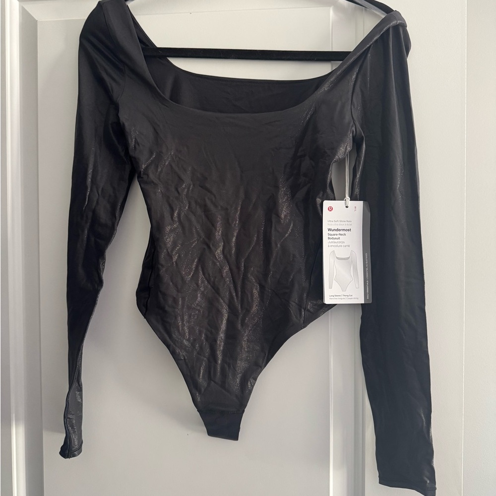 Lululemon NWT Wundermost square neck bodysuit size small